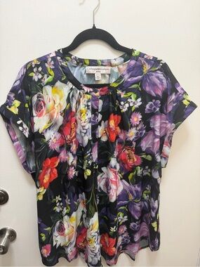 Catherine Malandrino Black Floral Short Sleeve Blouse with Multi-Color Blooms